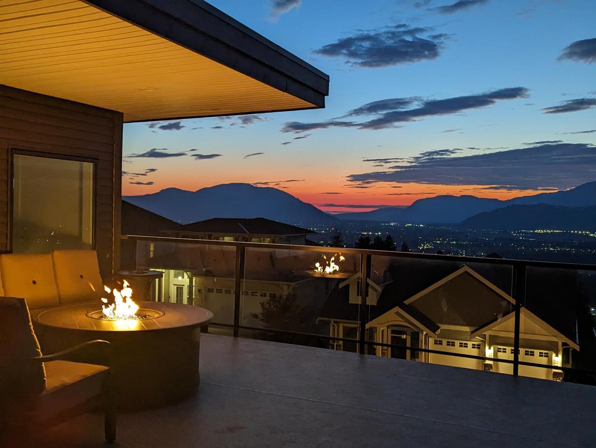 Villa Mountain Retreat With Views, Hot Tub, Games & Ac Chilliwack Exterior foto