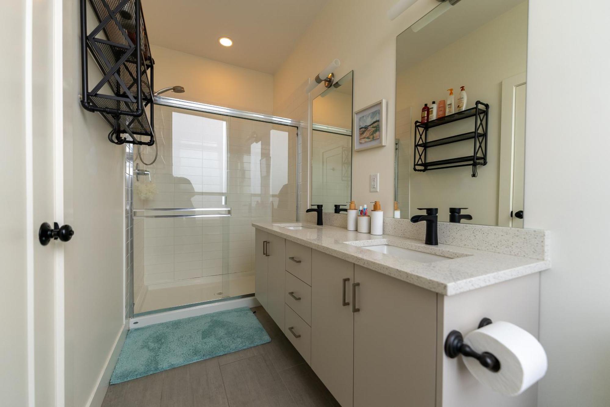 Villa Mountain Retreat With Views, Hot Tub, Games & Ac Chilliwack Exterior foto